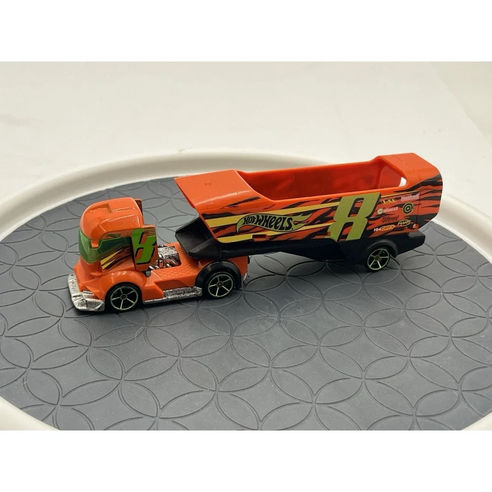 Hot Wheels Super Rigs Big Rig Heat FKW92 Orange #8 Car Hauler 2019 Loose